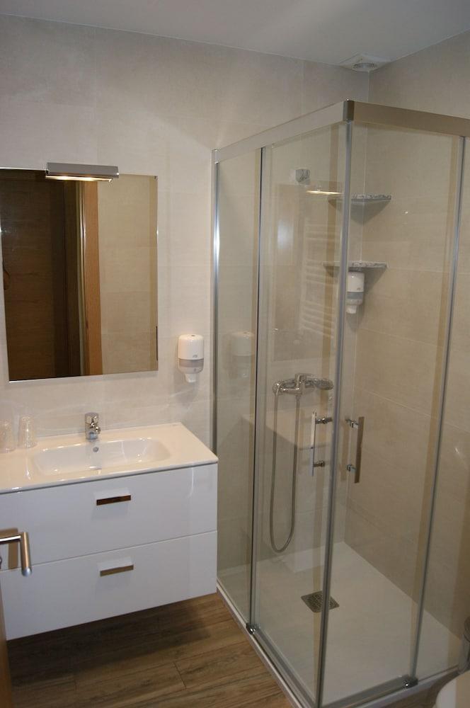 Apartamentos Camin De Pelayo Las Rozas Εξωτερικό φωτογραφία