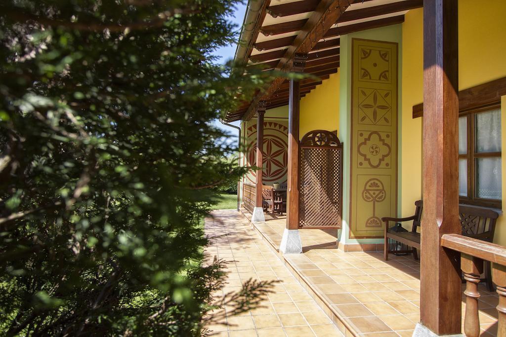 Apartamentos Camin De Pelayo Las Rozas Εξωτερικό φωτογραφία